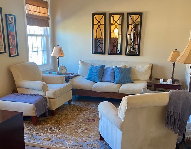 Comfortable therapy office in Ellicott City, Maryland